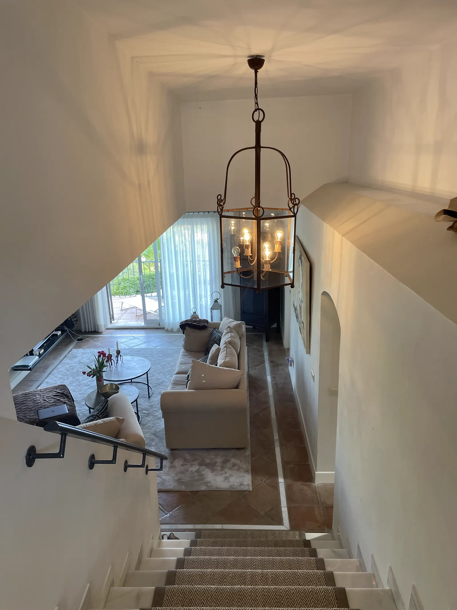 Trapphus inne i villan